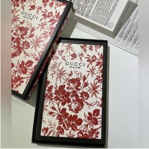 Gucci Bloom gift notebook